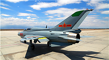 Pilot cadets fly JJ-7 fighter trainer airplanes