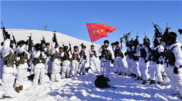Frontier soldiers' route march in snow