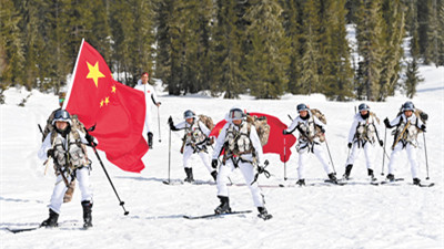 Chinese female soldiers in 
